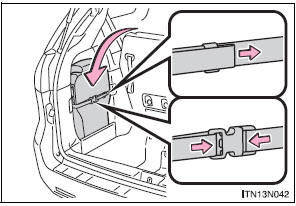 Toyota Sienna. Removing the second center seat