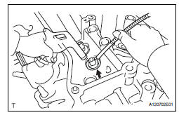 REMOVE VALVE SPRING SEAT