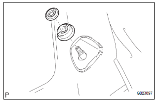 REMOVE SHOCK ABSORBER ASSEMBLY REAR LH
