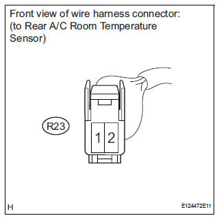 CHECK HARNESS AND CONNECTOR (REAR A/C ROOM TEMPERATURE SENSOR - A/C AMPLIFIER)