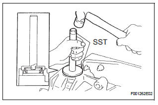 INSTALL REAR DIFFERENTIAL SIDE GEAR SHAFT SEAL OIL