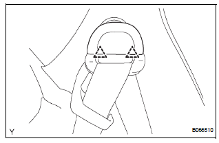 REMOVE NO. 2 REAR SEAT OUTER BELT ASSEMBLY