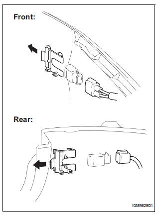 REMOVE NO. 1 ULTRASONIC SENSOR RETAINER